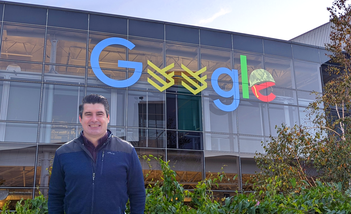 Honoring Veterans Day as a Googler and Reserve Officer