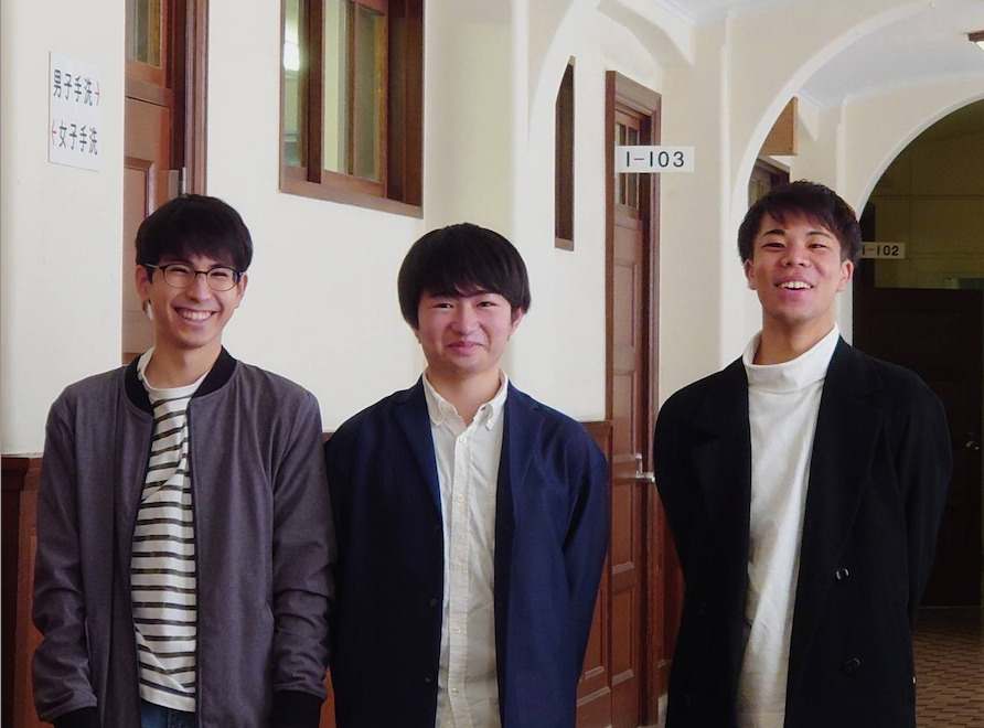 Meet the Japanese students whose hobby is fact-checking